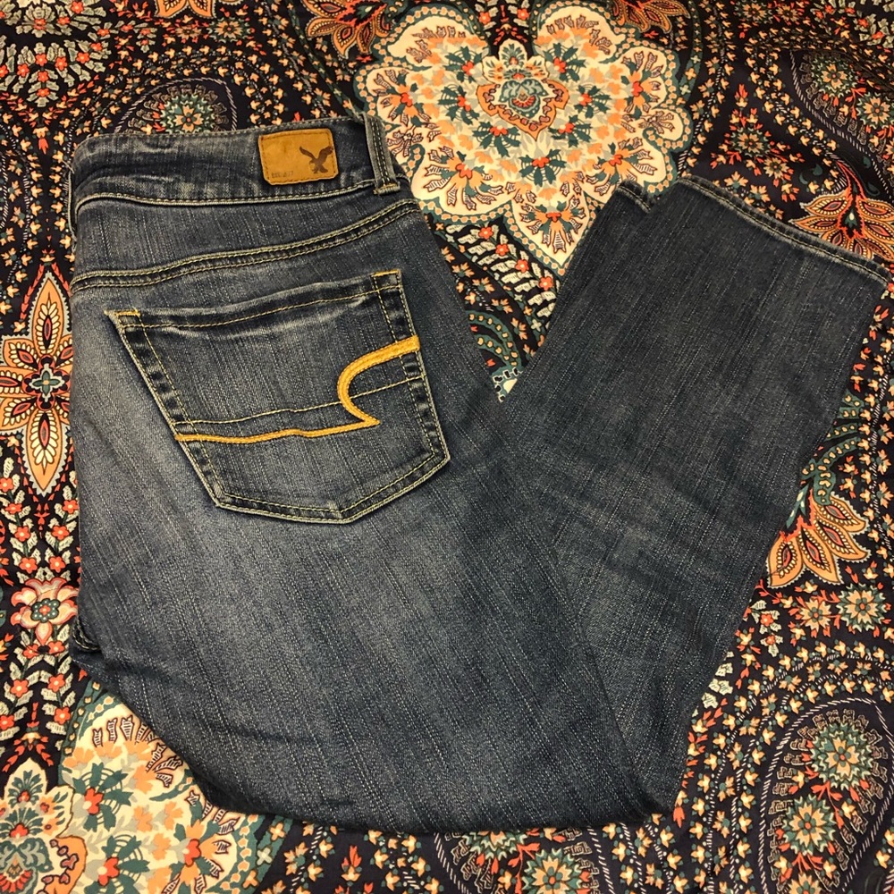AE capris